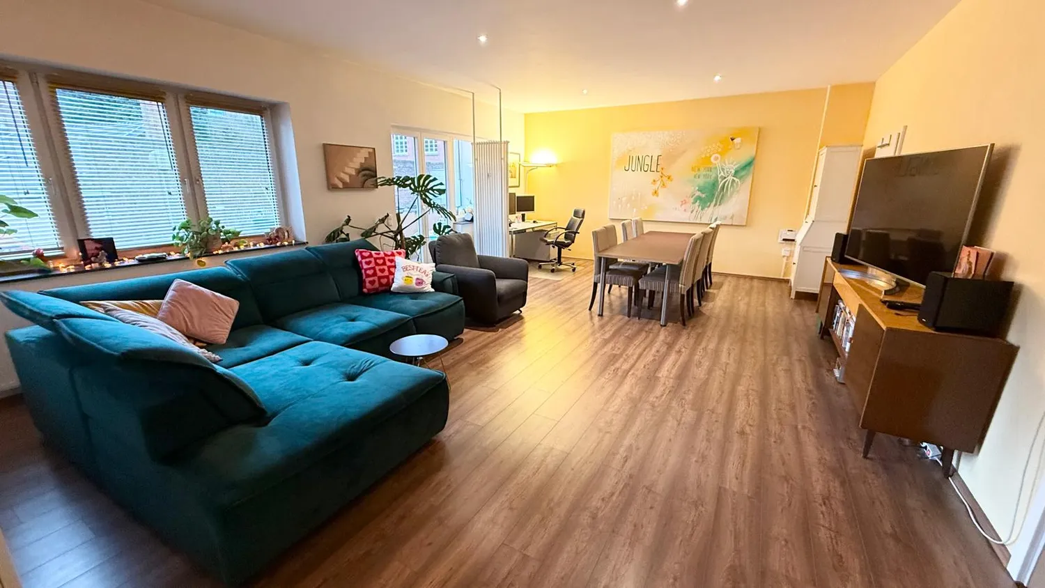 2 Zimmer Wohnung mit 102 m² in Aachen – Bild 3