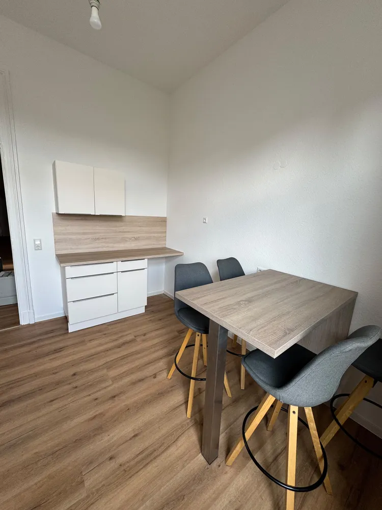 3 Zimmer Wohnung mit 99 m² in Wiesbaden – Bild 2
