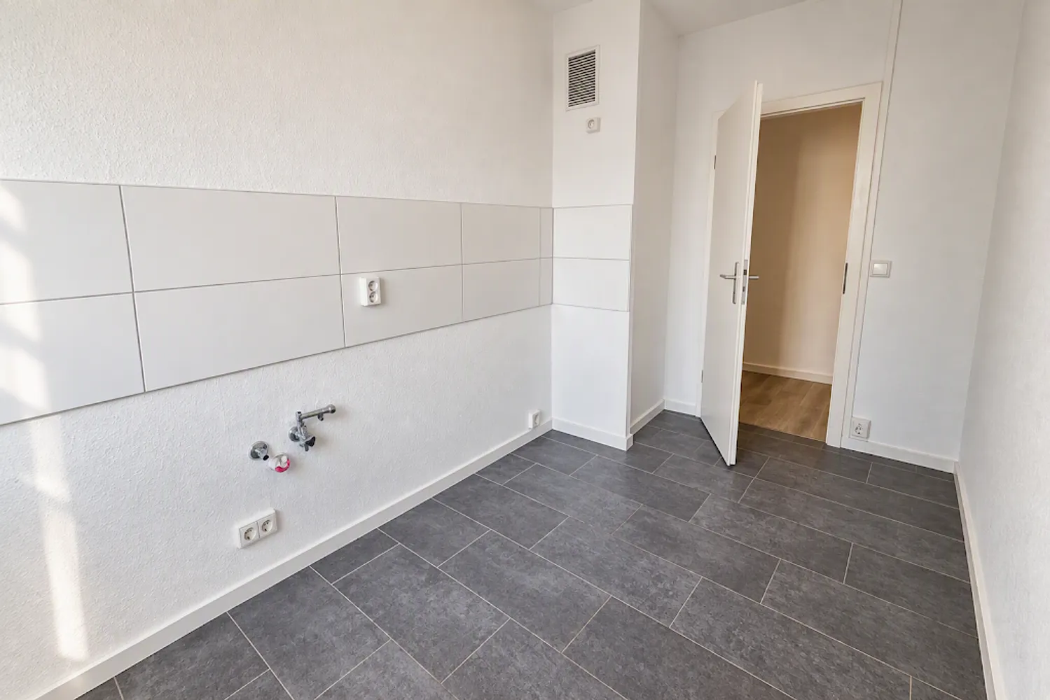 2 Zimmer Wohnung mit 51 m² in Halle (Saale) – Bild 6