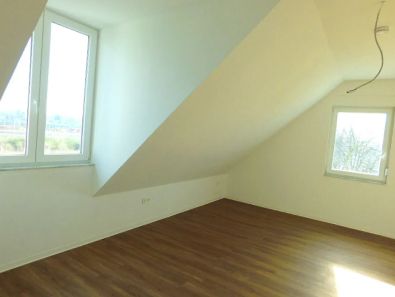 2 Zimmer Wohnung mit 55 m² in Köln – Bild 2