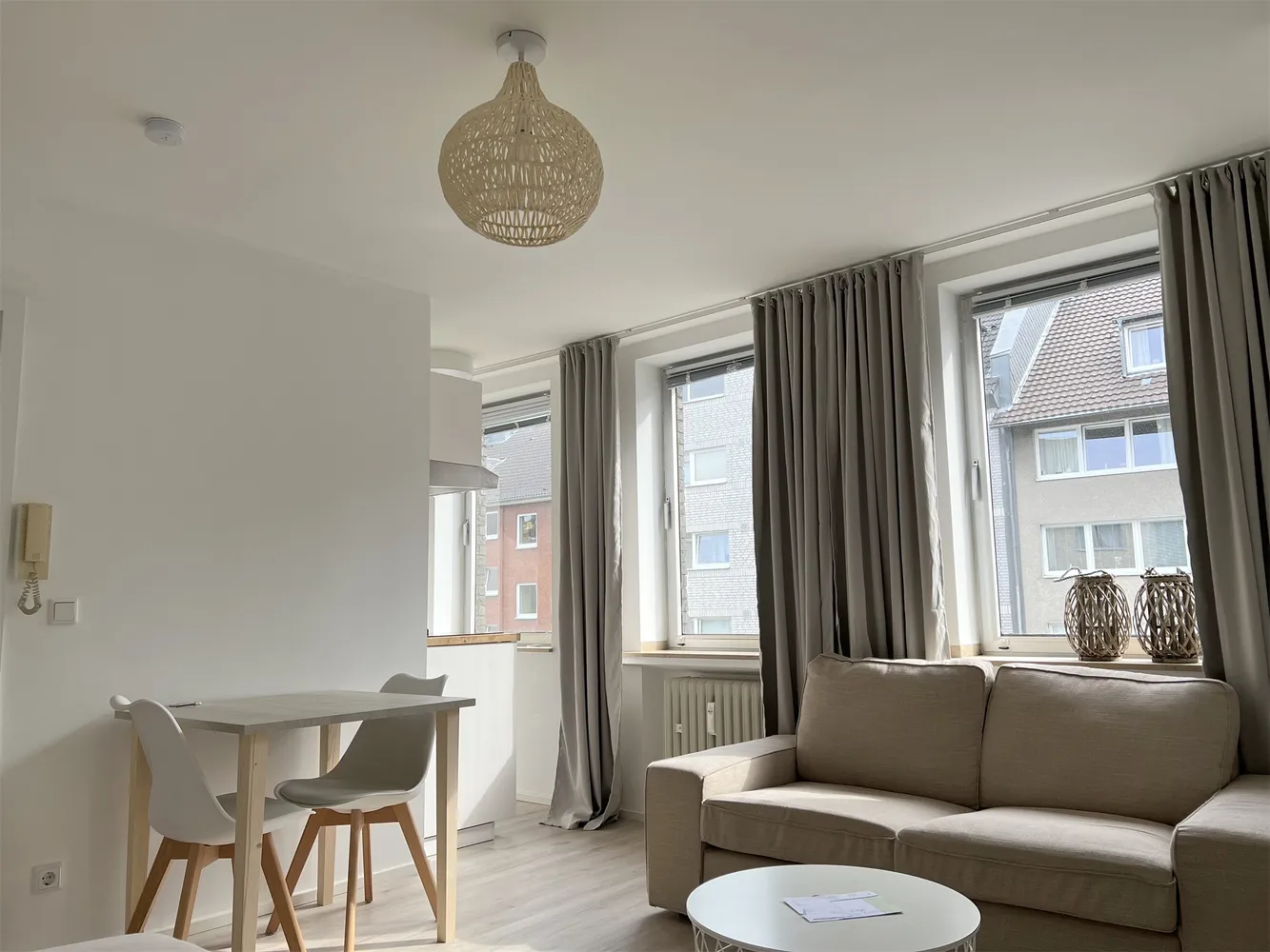 1 room apartment with 28 m² in Düsseldorf – Photo 1