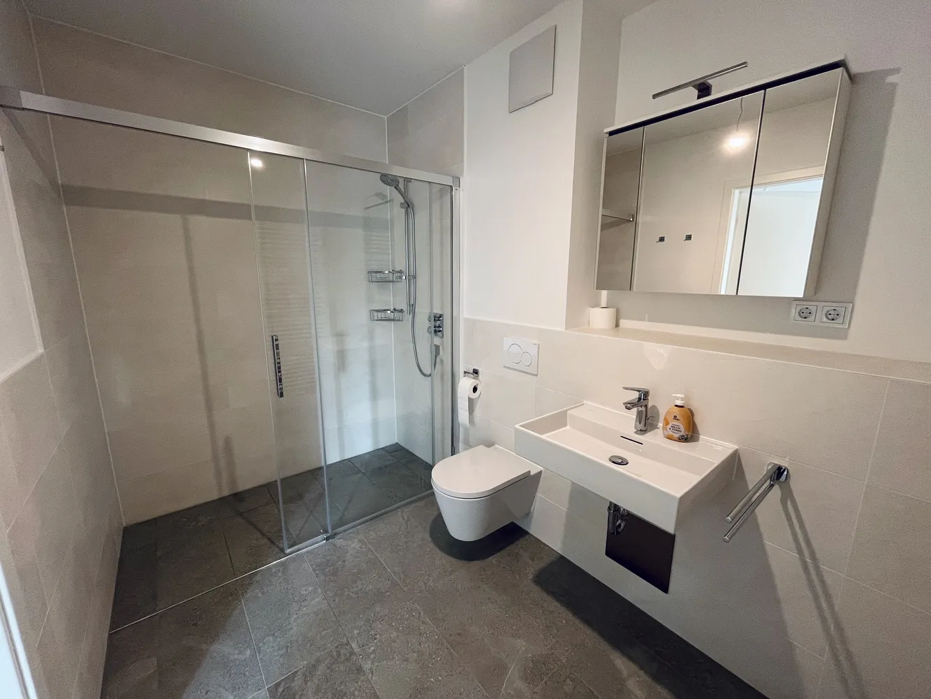 2 Zimmer Wohnung mit 54 m² in München – Bild 11