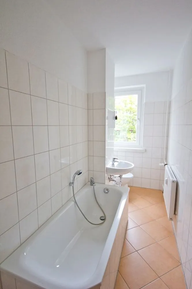 3 Zimmer Wohnung mit 61 m² in Halle (Saale) – Bild 8