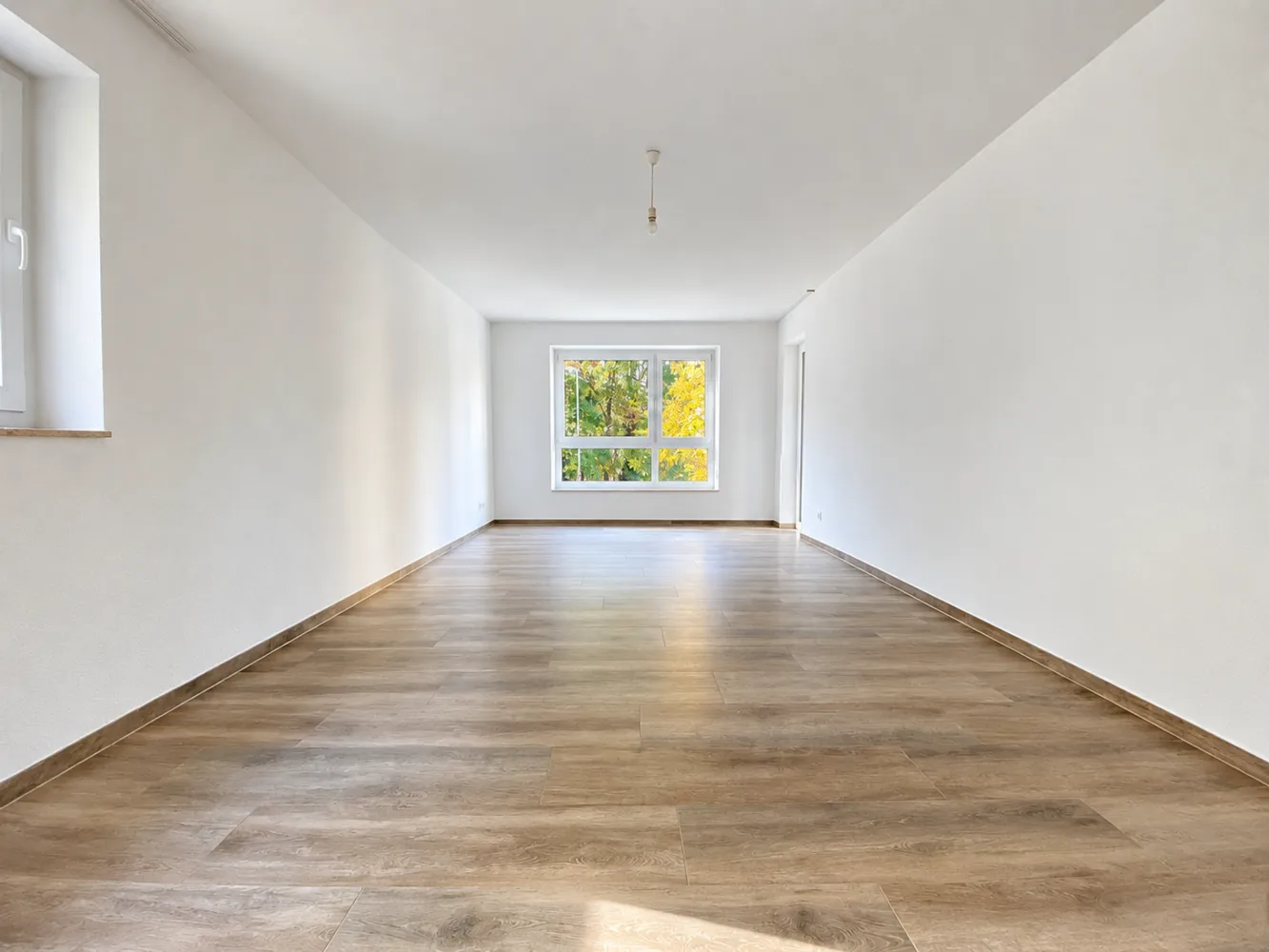 4 Zimmer Wohnung mit 114 m² in Kaiserslautern – Bild 2