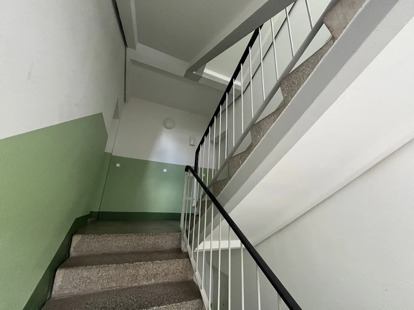 4 Zimmer Wohnung mit 70 m² in Chemnitz – Bild 3