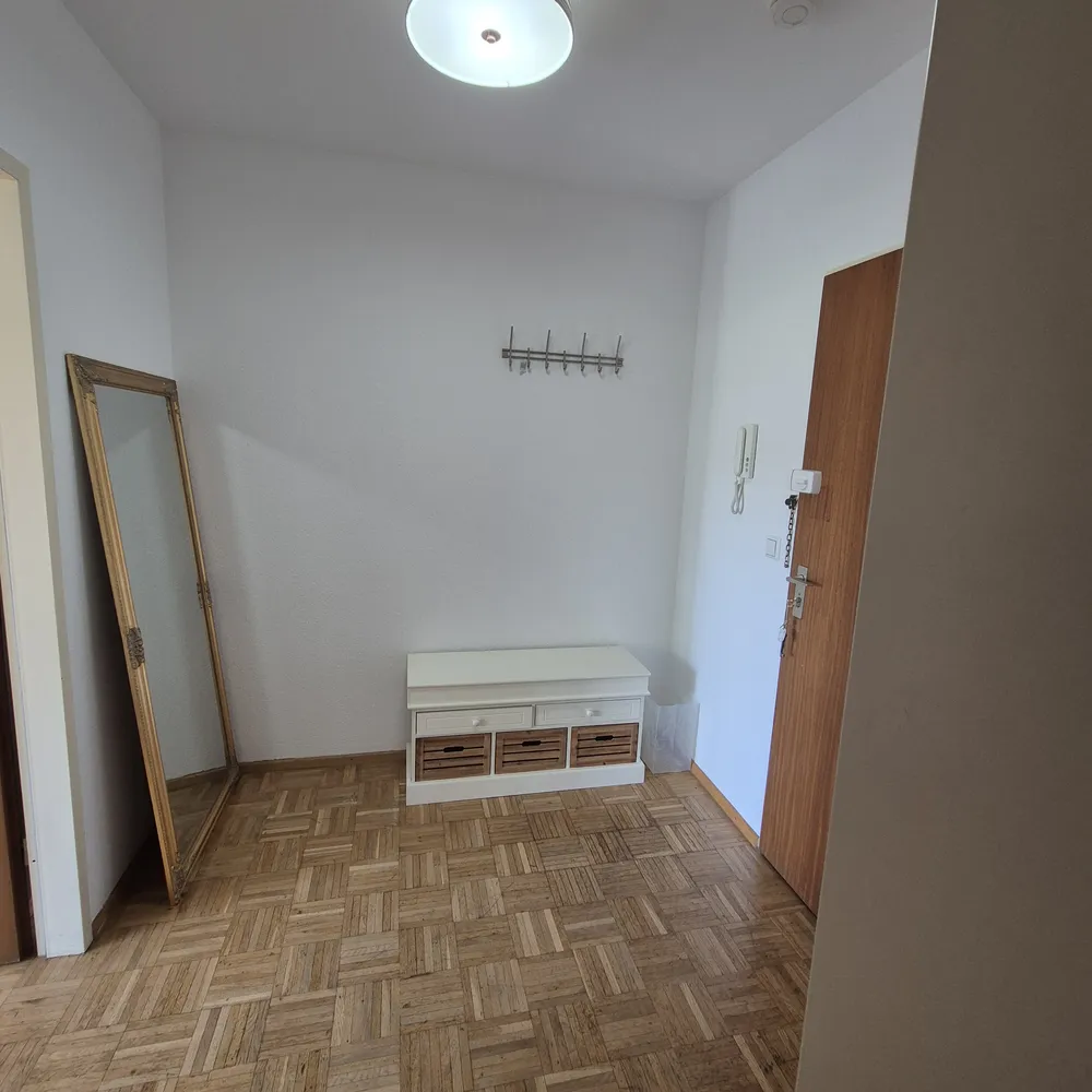2 Zimmer Wohnung mit 55 m² in Stuttgart – Bild 2