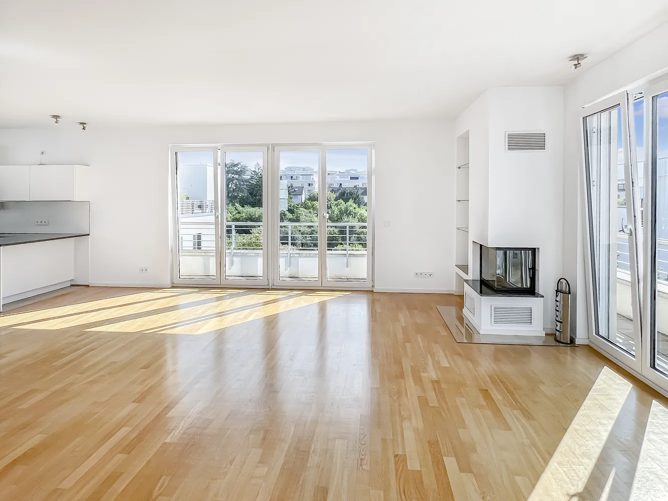 5 Zimmer Wohnung mit 204 m² in Wiesbaden – Bild 2