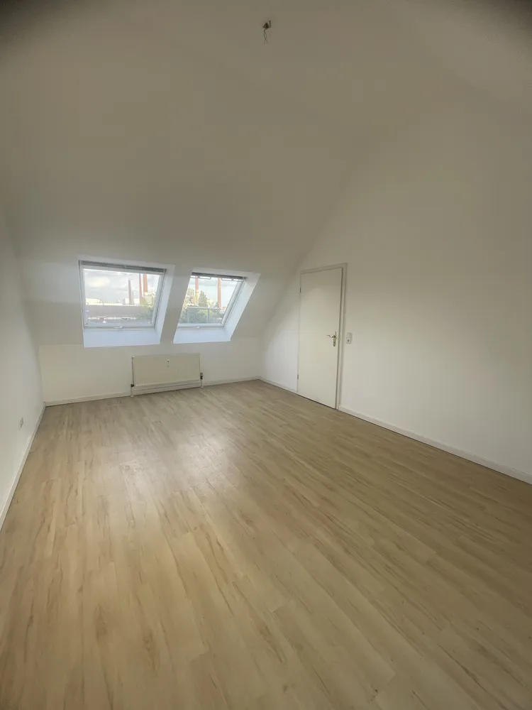3 room apartment with 108 m² in Düsseldorf – Photo 3