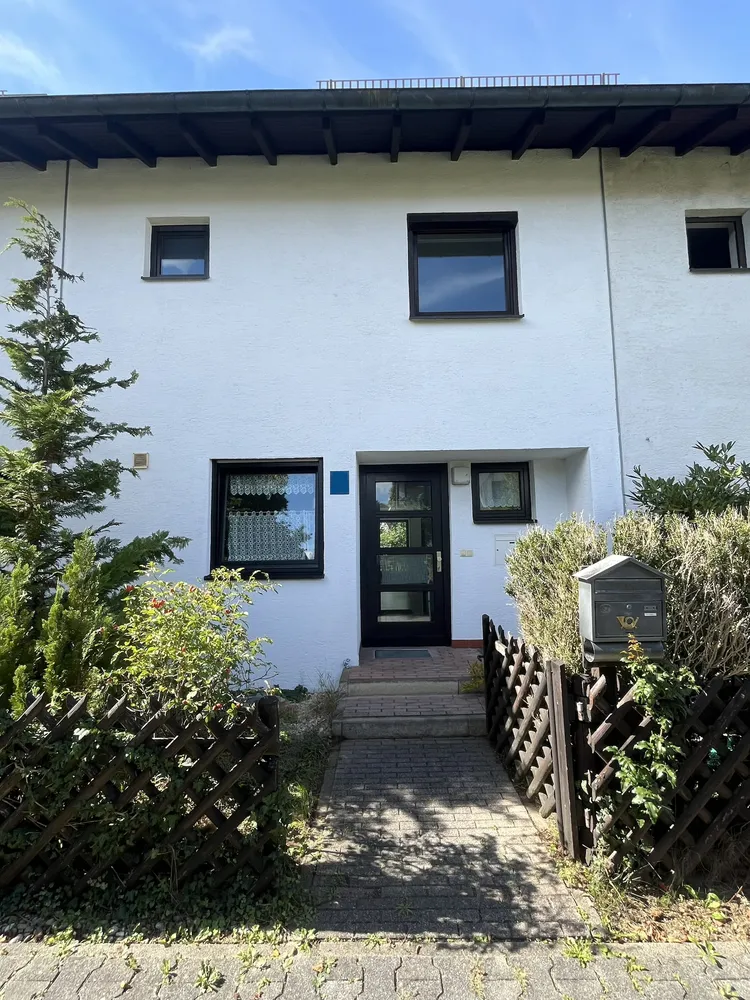 5 Zimmer Haus mit 110 m² in München – Bild 1