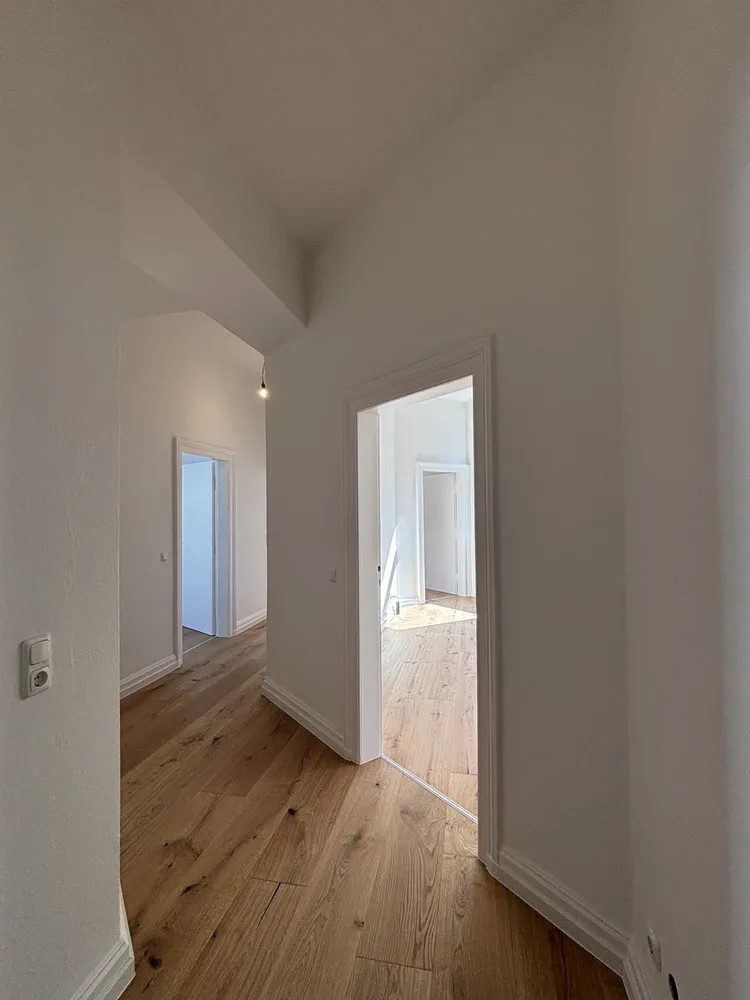 4 Zimmer Wohnung mit 118 m² in Frankfurt am Main – Bild 5