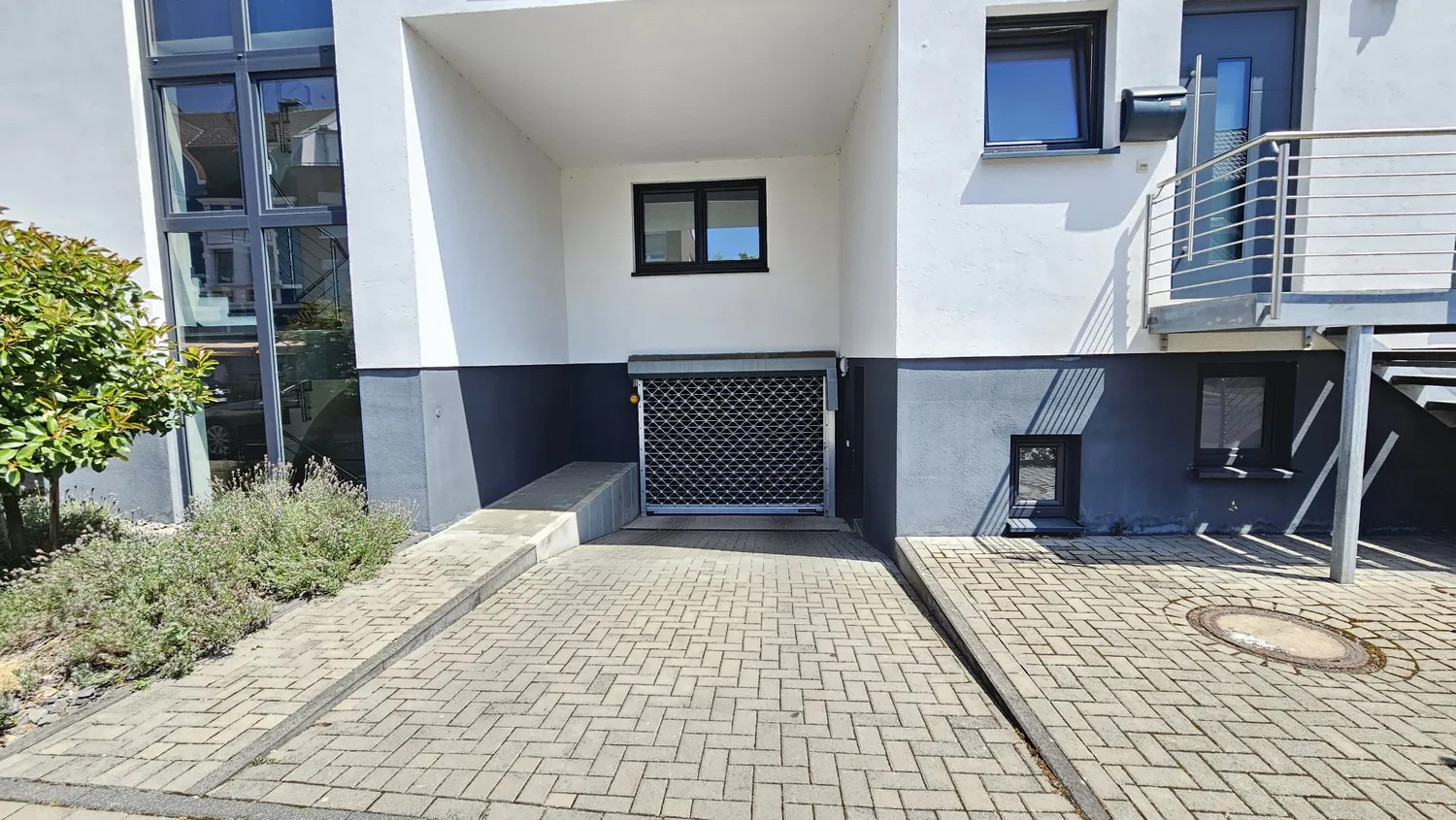 4 Zimmer Wohnung mit 104 m² in Bonn – Bild 2
