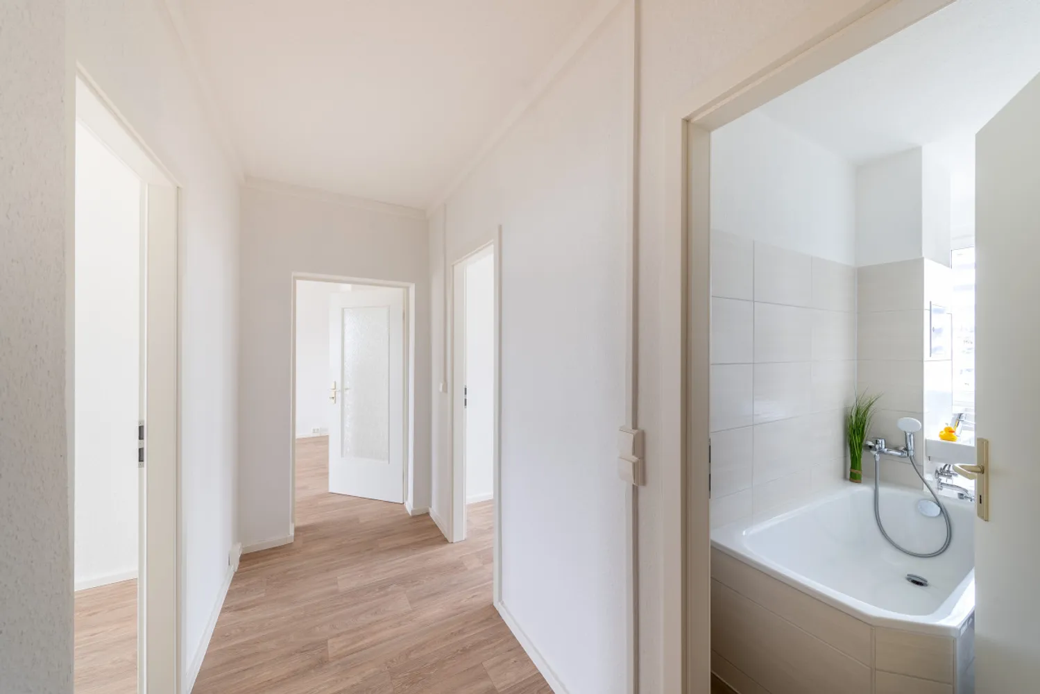 3 Zimmer Wohnung mit 61 m² in Halle (Saale) – Bild 3