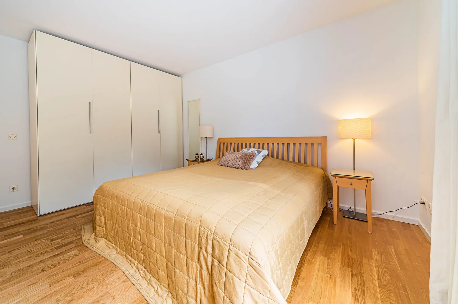 4 Zimmer Wohnung mit 115 m² in Frankfurt am Main – Bild 9