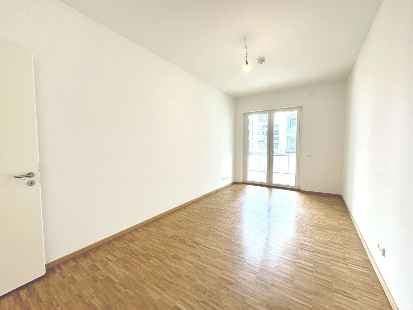 2 Zimmer Wohnung mit 70 m² in Berlin – Bild 2