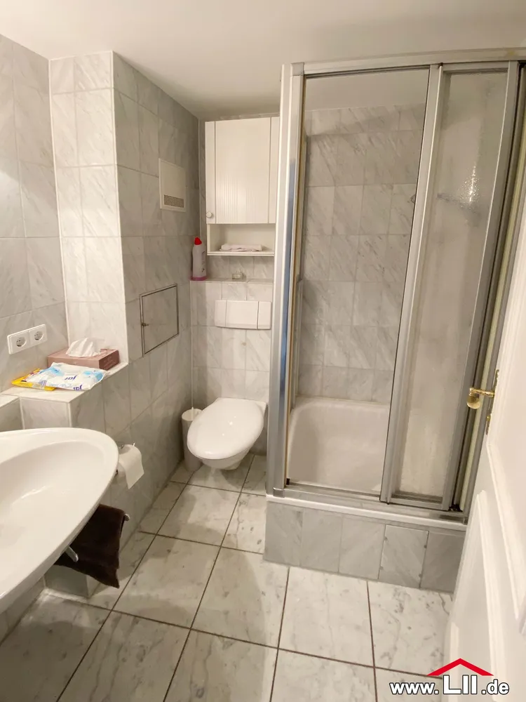 4 Zimmer Wohnung mit 191 m² in Frankfurt am Main – Bild 8