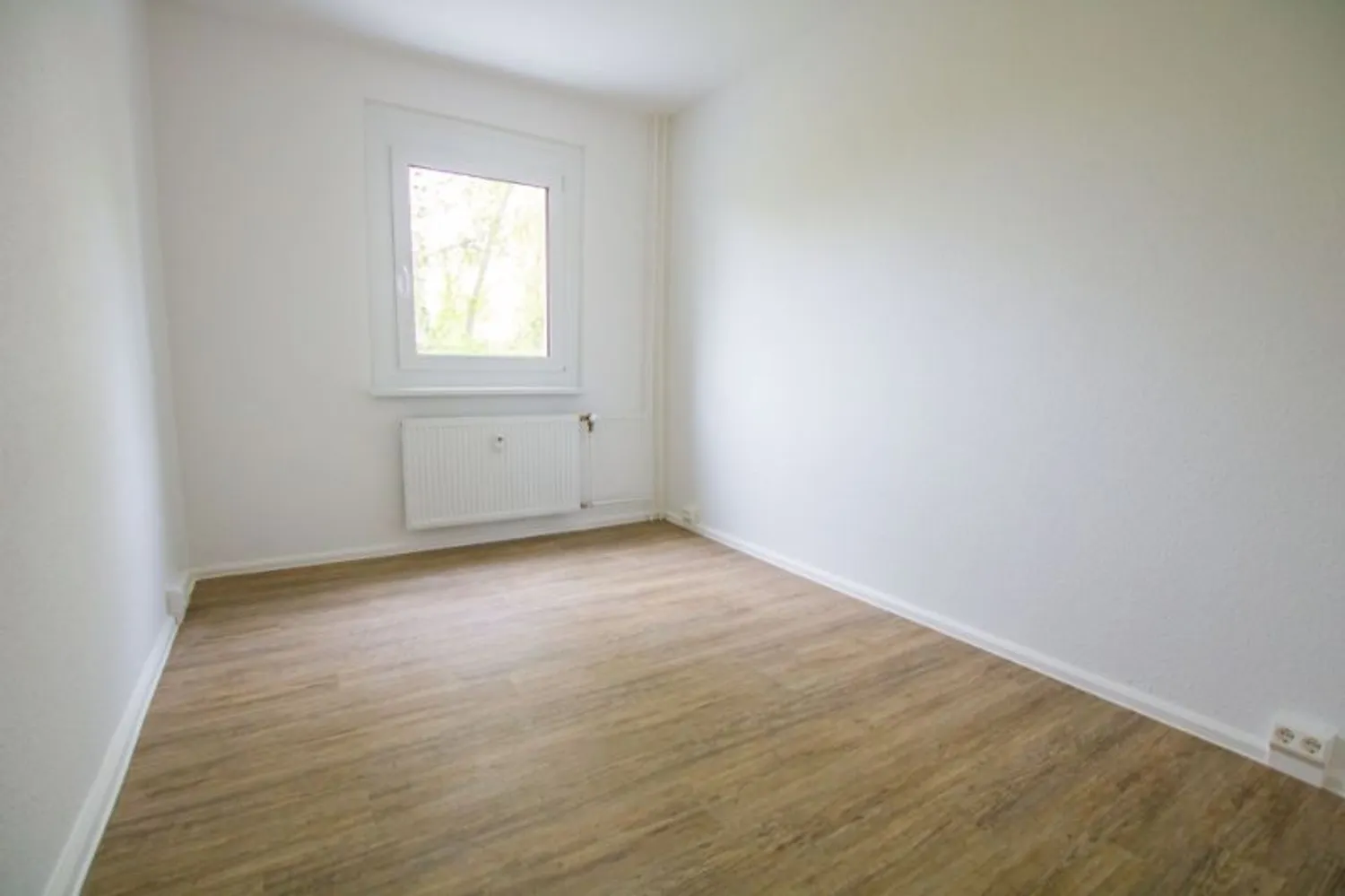 5 Zimmer Wohnung mit 100 m² in Halle (Saale) – Bild 5