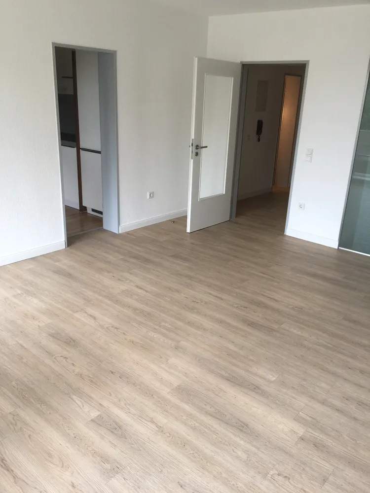 2 Zimmer Wohnung mit 80 m² in Wuppertal – Bild 3