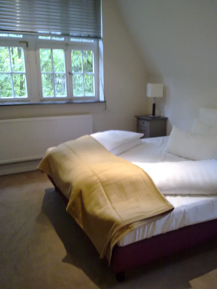 2 Zimmer Wohnung mit 80 m² in Wuppertal – Bild 2