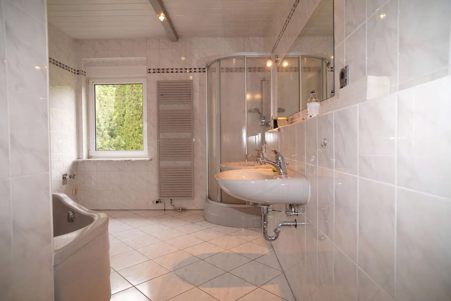 3 room apartment with 125 m² in Chemnitz – Photo 3