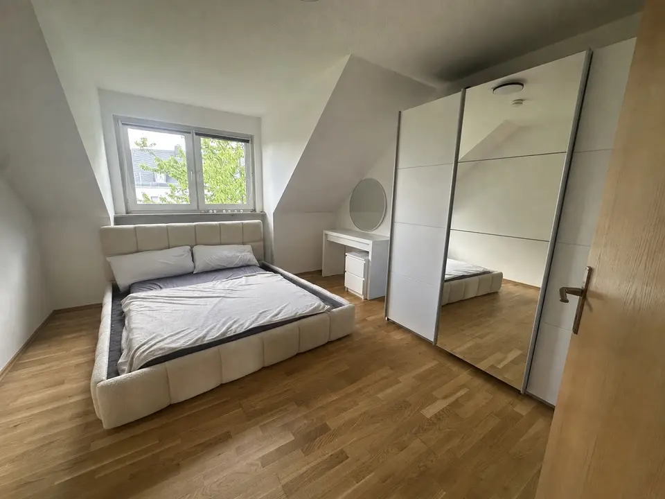 2 Zimmer Wohnung mit 64 m² in Hof – Bild 2