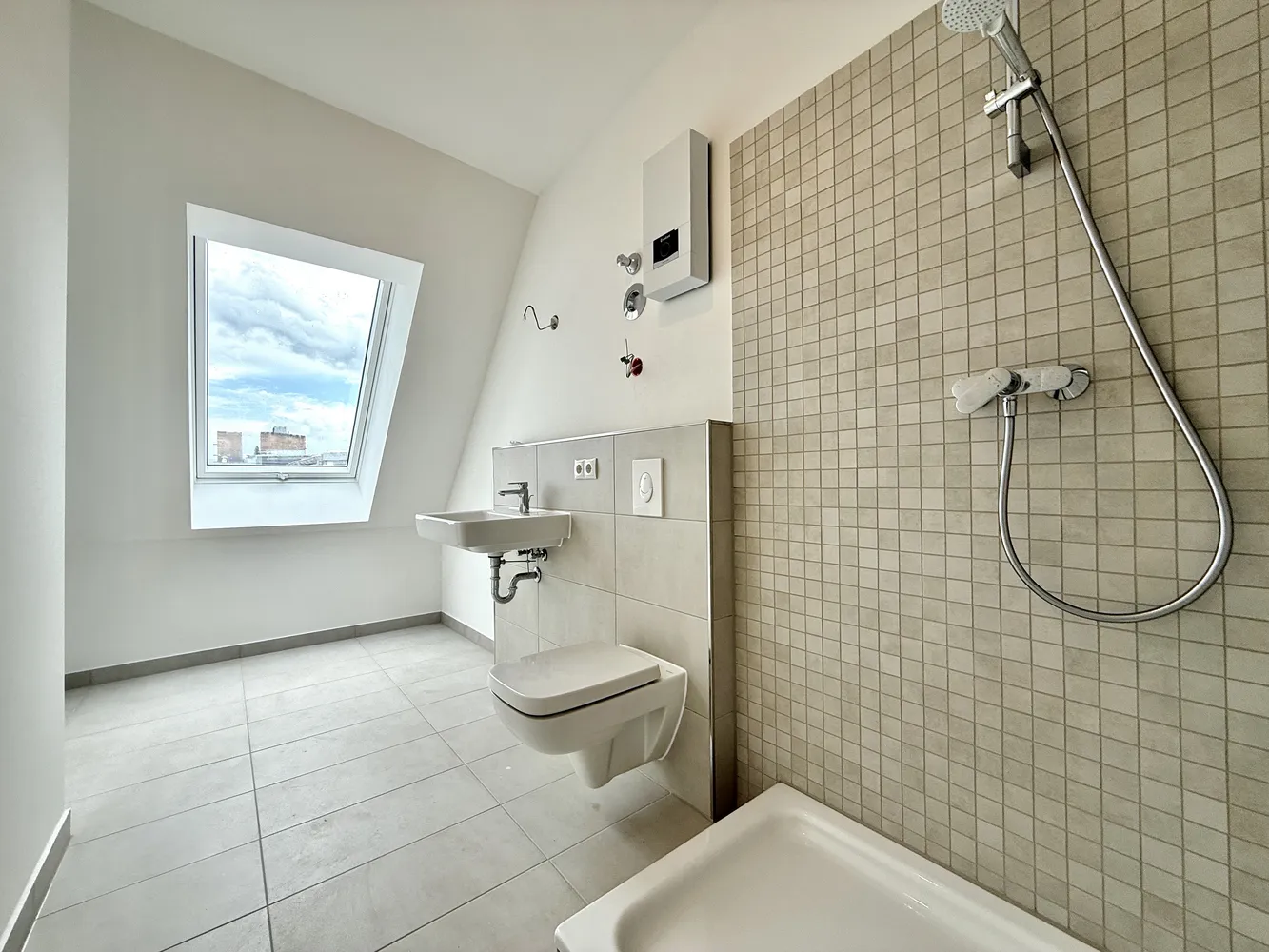 4 Zimmer Wohnung mit 141 m² in Berlin – Bild 9