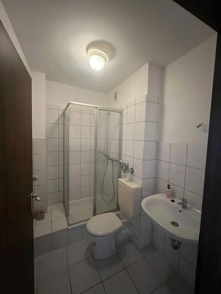 Studio with 30 m² in Cologne – Photo 5