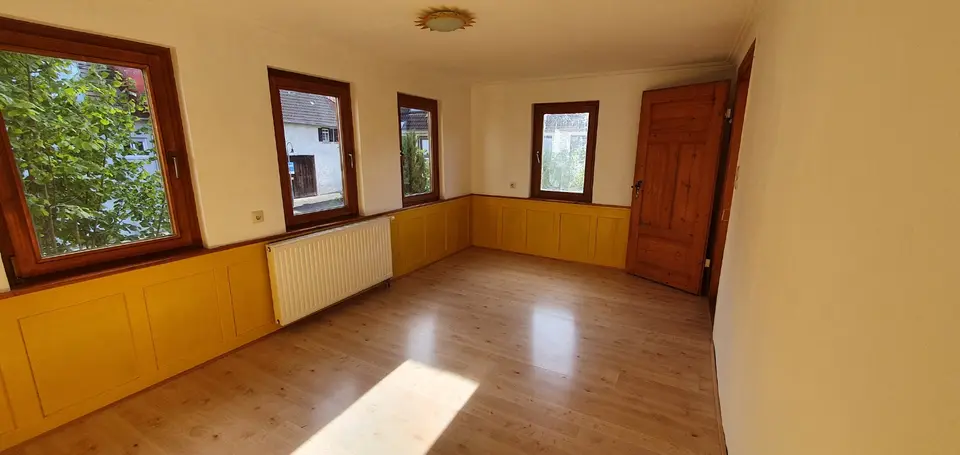 4 Zimmer Wohnung mit 98 m² in Rottenburg am Neckar – Bild 1
