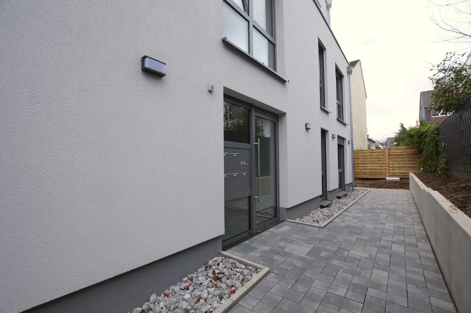 2 Zimmer Wohnung mit 71 m² in Düsseldorf – Bild 2