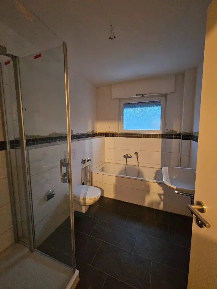 2 Zimmer Wohnung mit 77 m² in Hürth – Bild 4