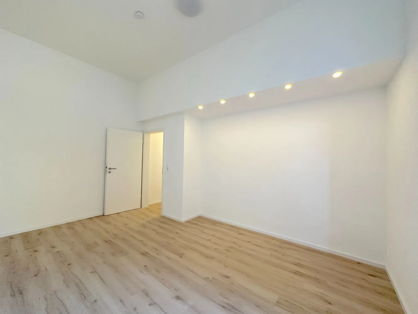 2 Zimmer Wohnung mit 57 m² in Mannheim – Bild 2