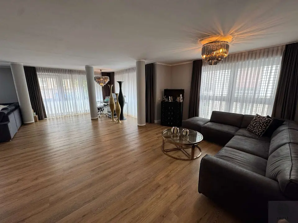 3 Zimmer Wohnung mit 169 m² in Düsseldorf – Bild 4
