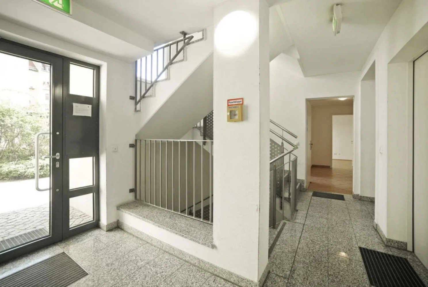 2 Zimmer Wohnung mit 66 m² in München – Bild 8