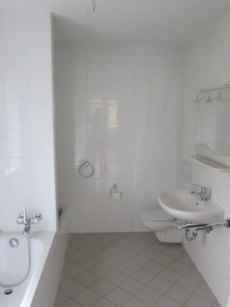 2 Zimmer Wohnung mit 77 m² in München – Bild 4