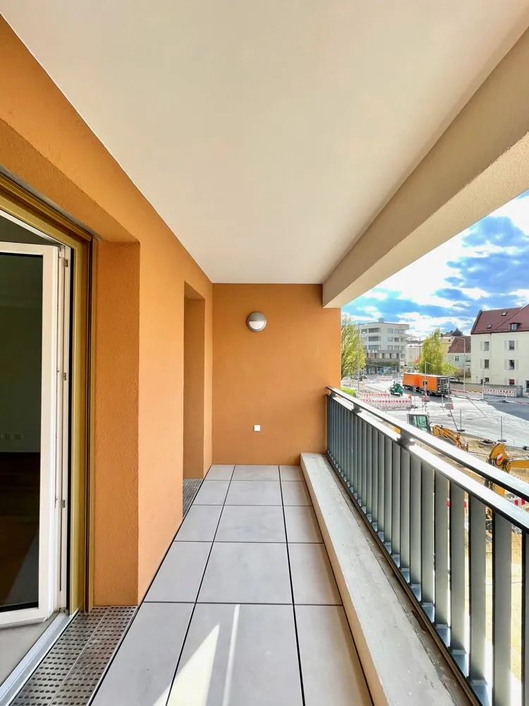 4 Zimmer Wohnung mit 105 m² in Regensburg – Bild 3
