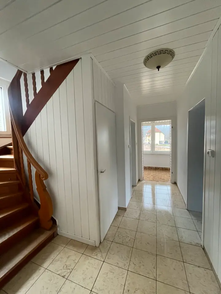5 room house with 98 m² in Königswinter – Photo 4