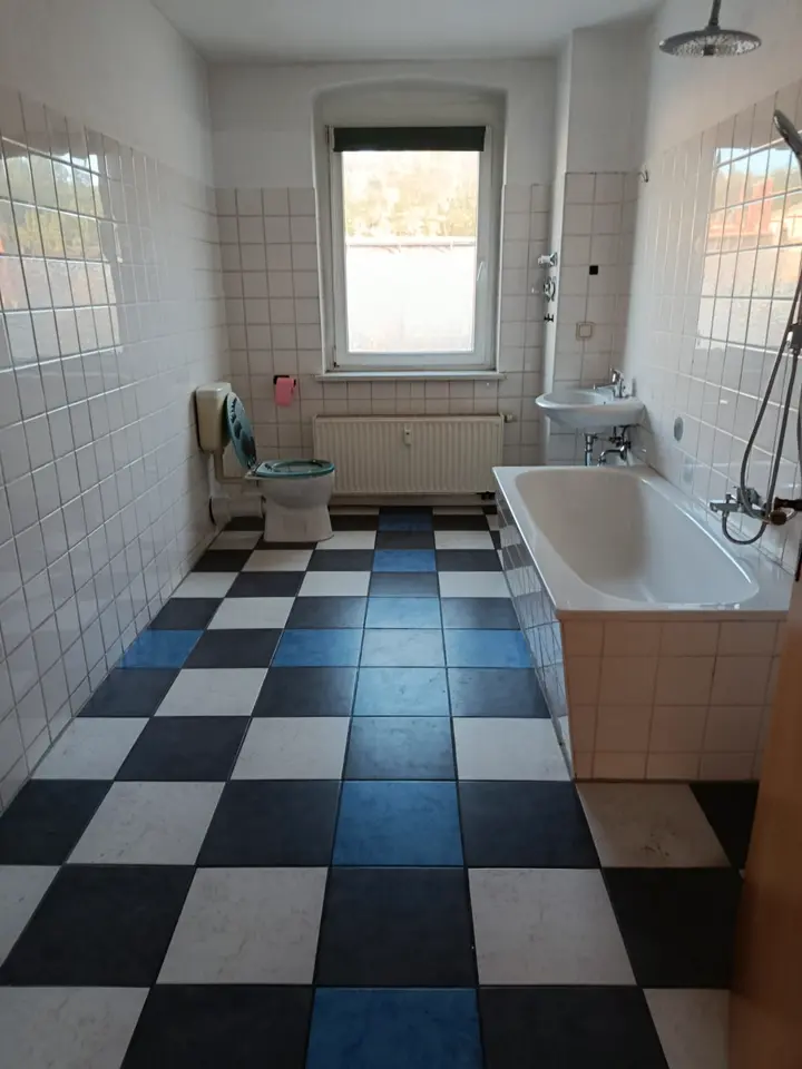 3 Zimmer Wohnung mit 70 m² in Altenburg – Bild 4