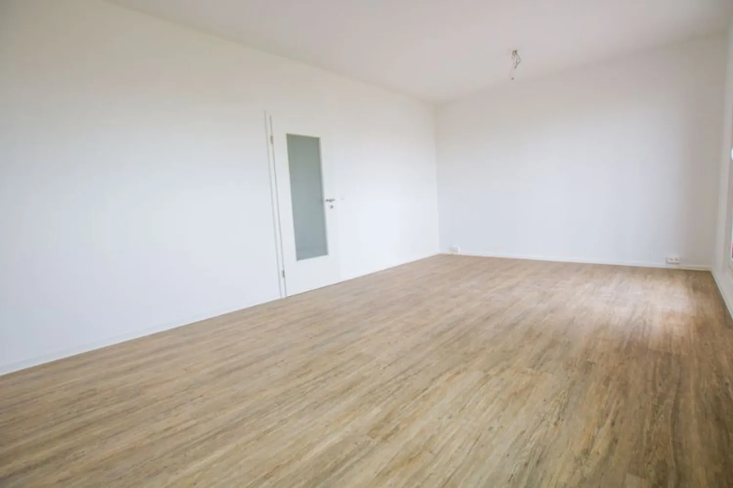 5 Zimmer Wohnung mit 100 m² in Halle (Saale) – Bild 8