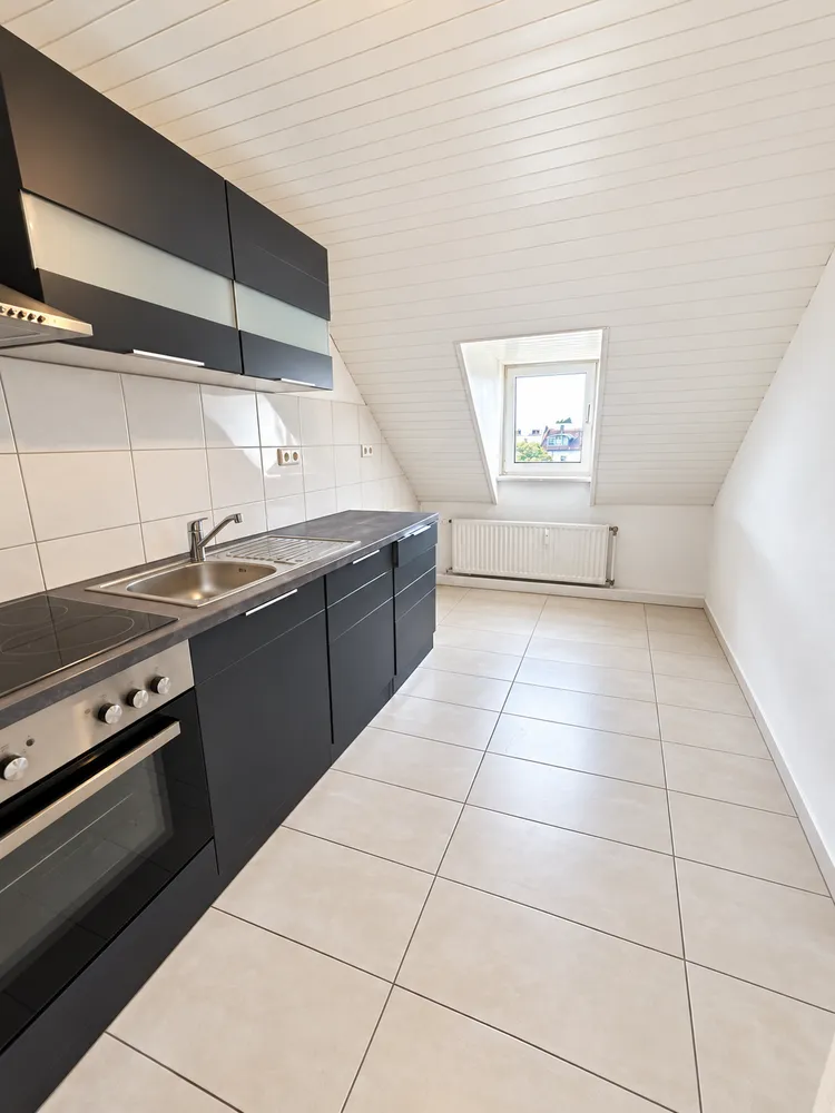 3 Zimmer Wohnung mit 76 m² in Frankfurt am Main – Bild 1