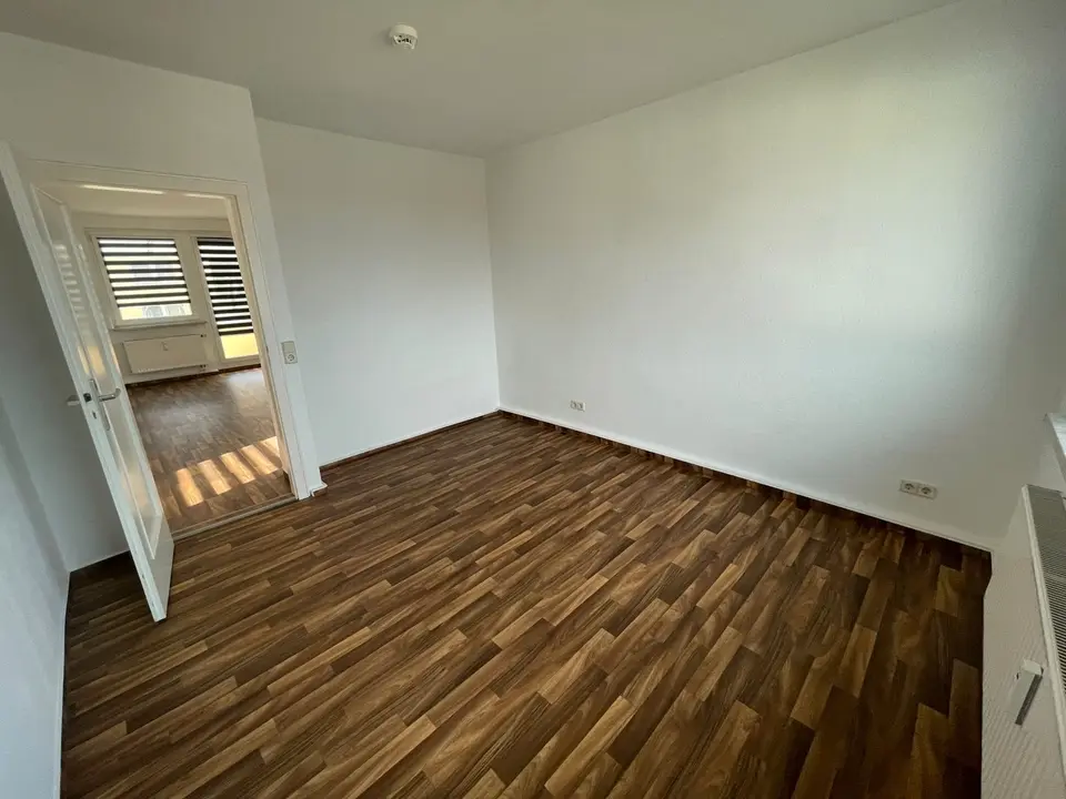 3 Zimmer Wohnung mit 59 m² in Werdau – Bild 2