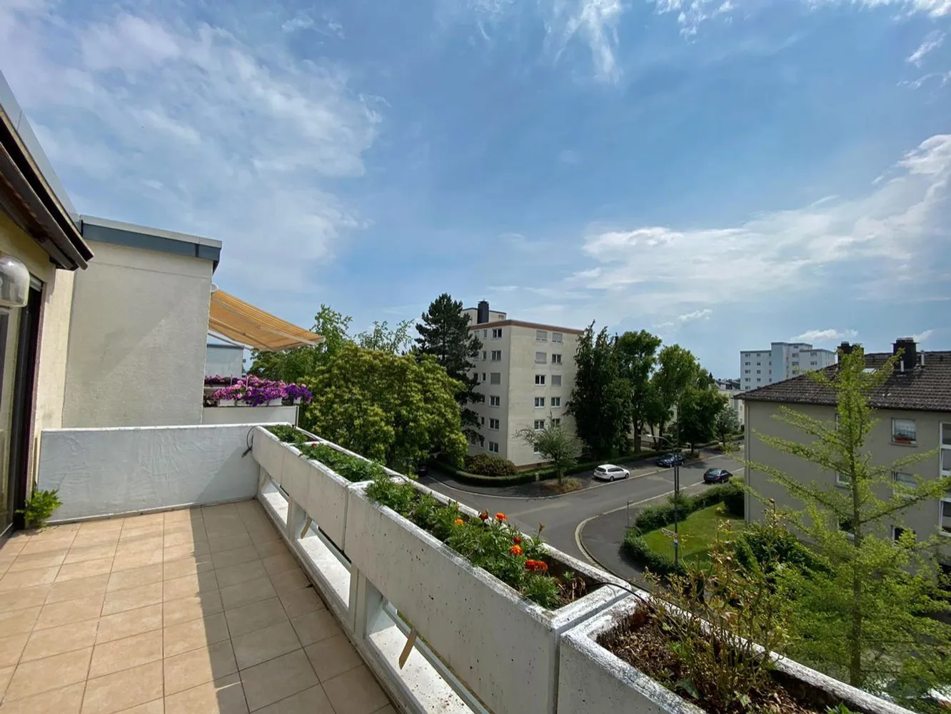 6 Zimmer Wohnung mit 200 m² in Oberursel (Taunus) – Bild 8