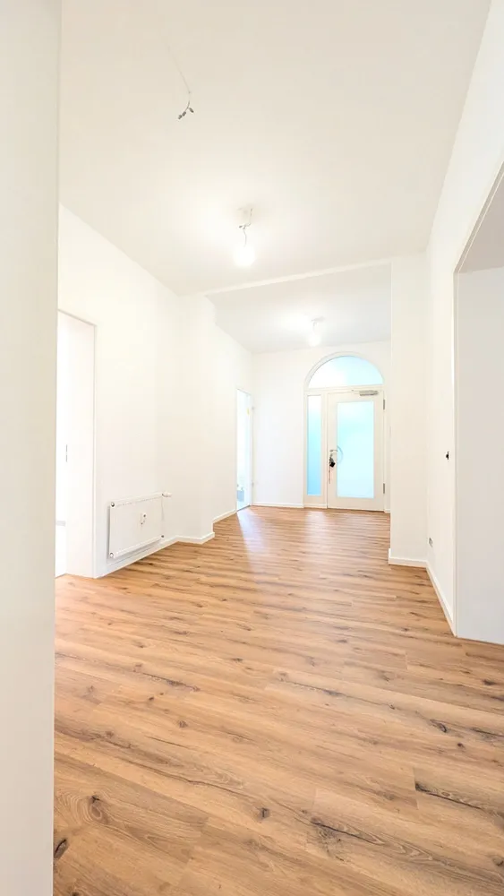 6 Zimmer Wohnung mit 245 m² in Leipzig – Bild 3