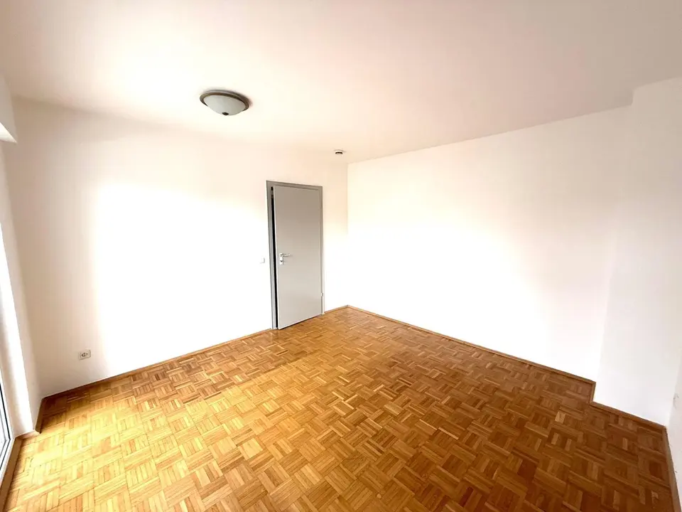 2 Zimmer Wohnung mit 75 m² in Mönchengladbach – Bild 6