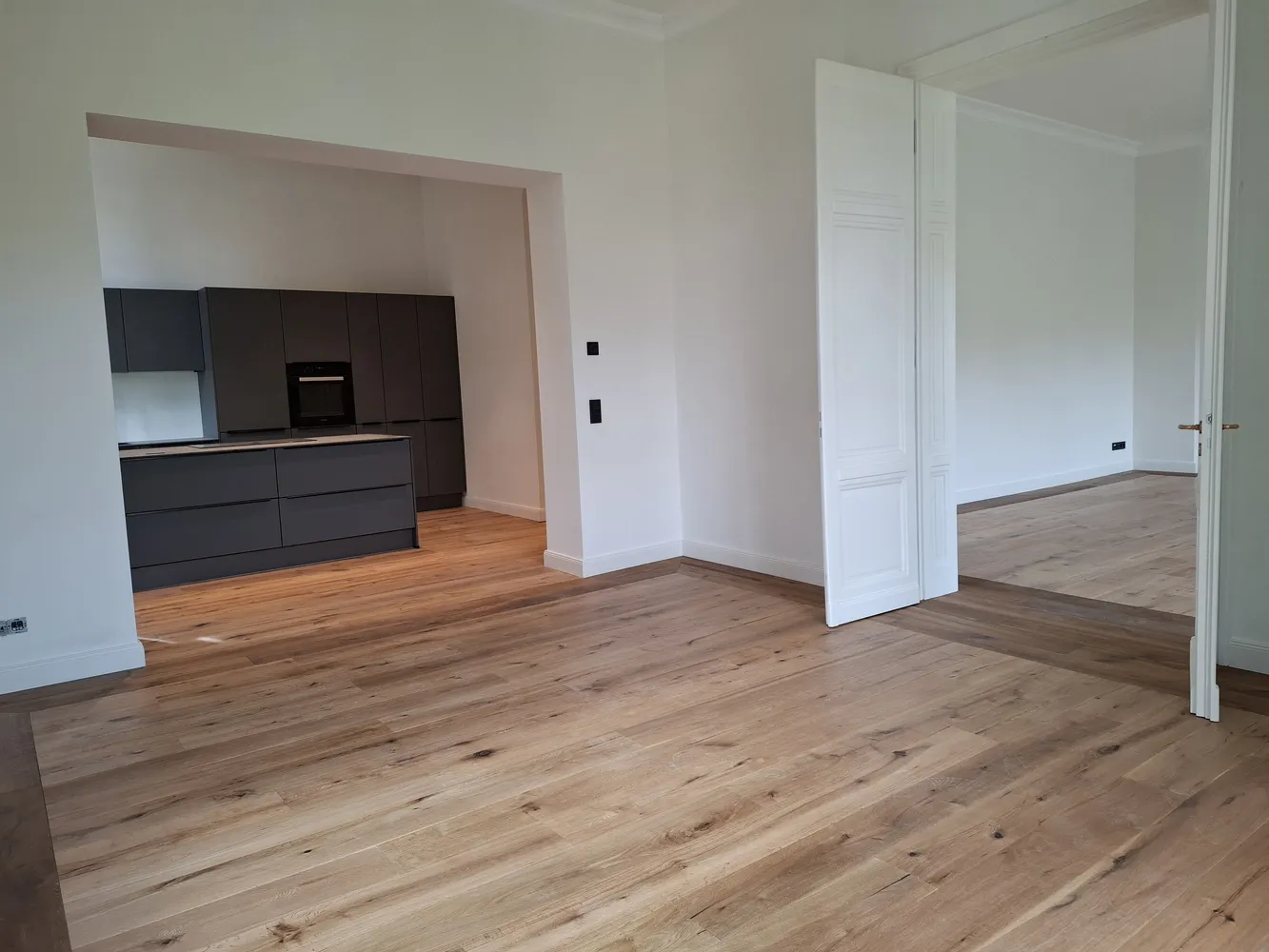 5 Zimmer Wohnung mit 256 m² in Wiesbaden – Bild 8