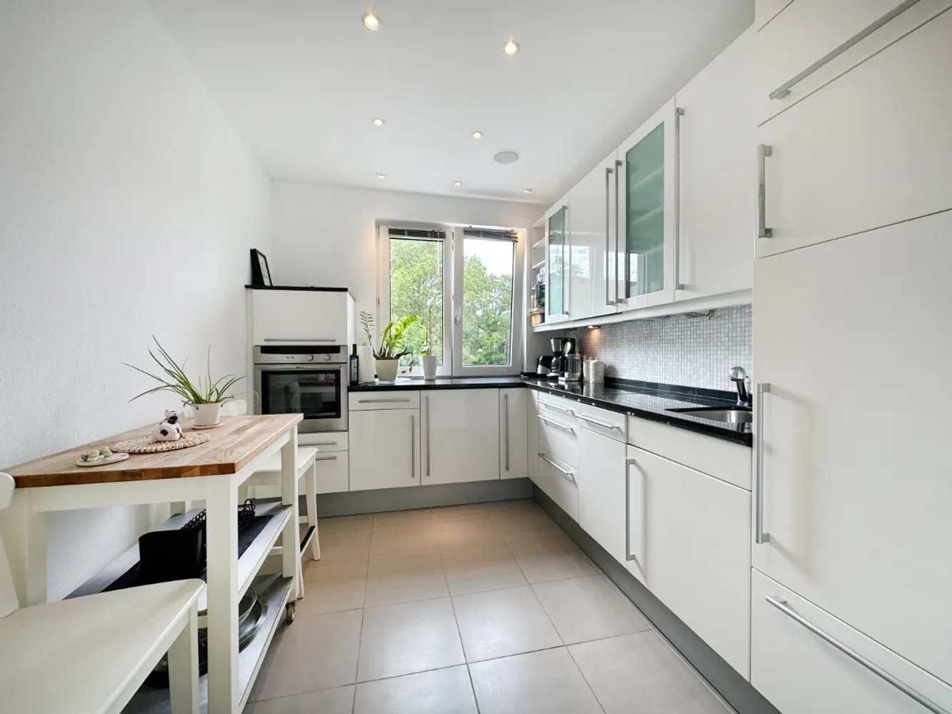 2 Zimmer Wohnung mit 70 m² in Düsseldorf – Bild 12