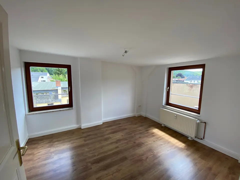 2 Zimmer Wohnung mit 68 m² in Greiz – Bild 1