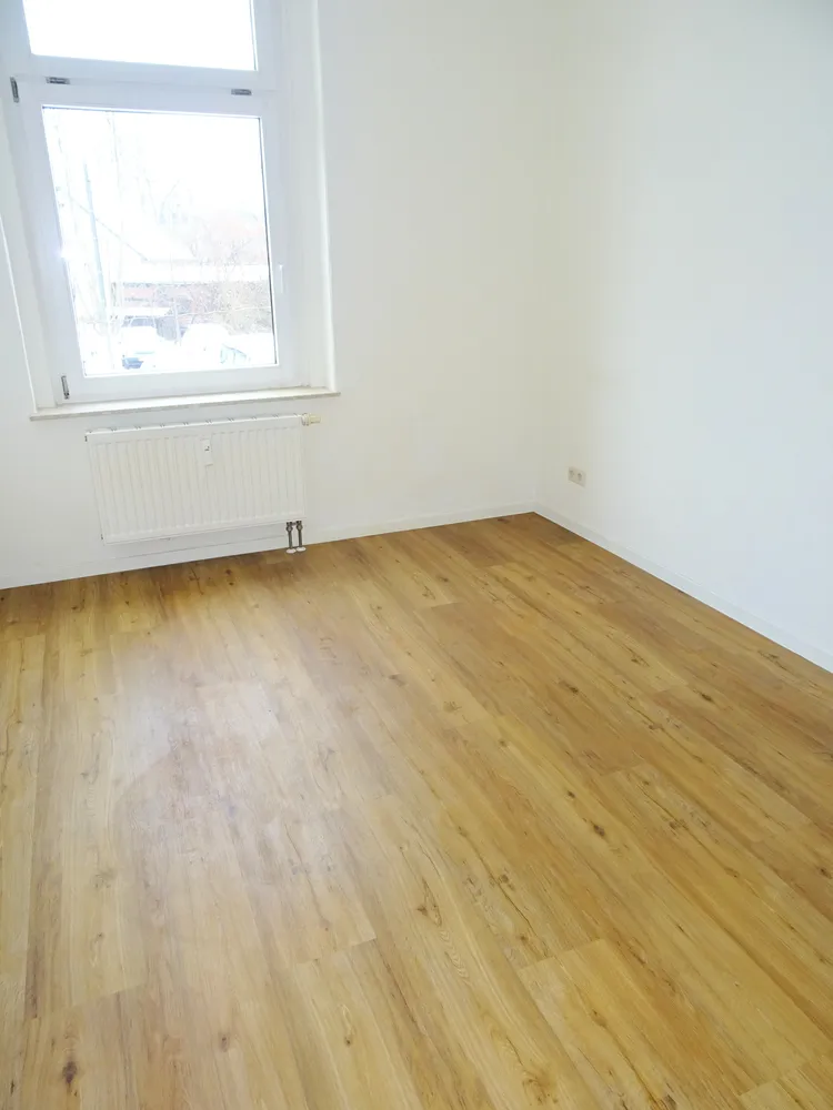 2 Zimmer Wohnung mit 48 m² in Werdau – Bild 3