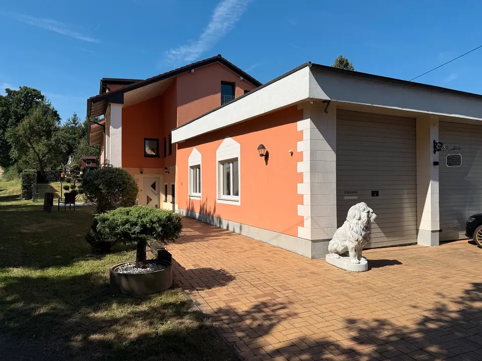 3 Zimmer Wohnung mit 135 m² in Sonneberg – Bild 2