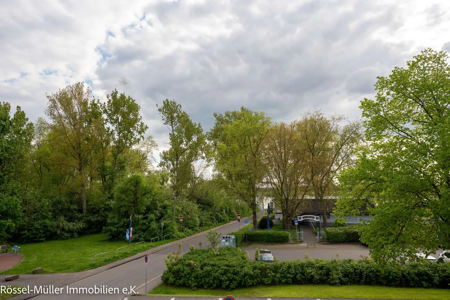 2 Zimmer Wohnung mit 85 m² in Leverkusen – Bild 3