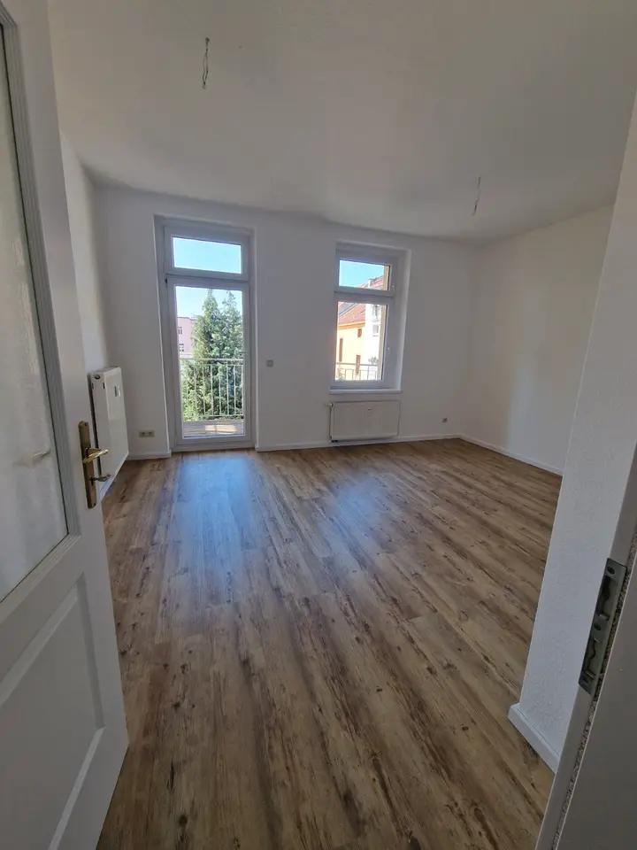 4 Zimmer Wohnung mit 92 m² in Wurzen – Bild 2