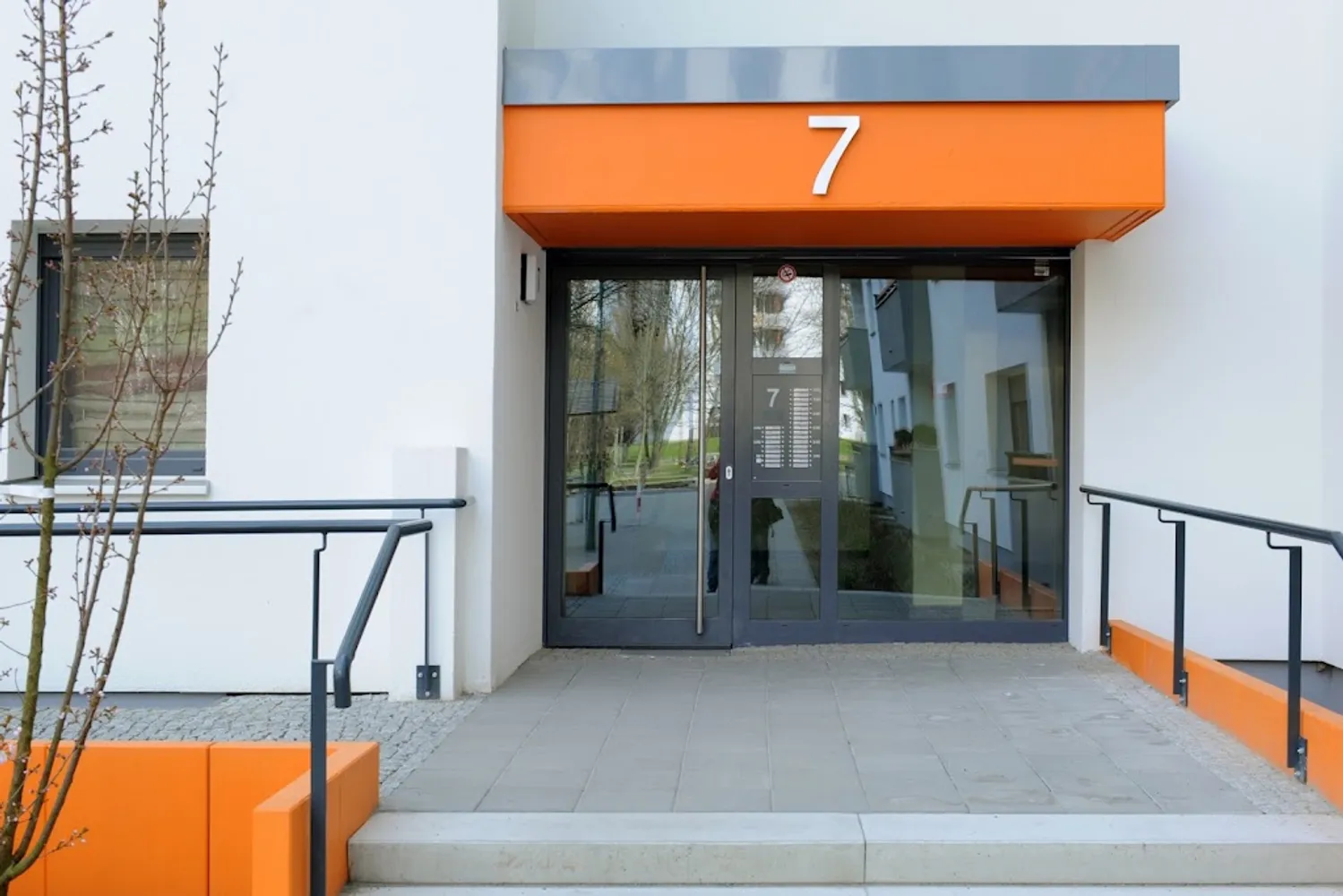 1 Zimmer Wohnung mit 38 m² in Berlin – Bild 2